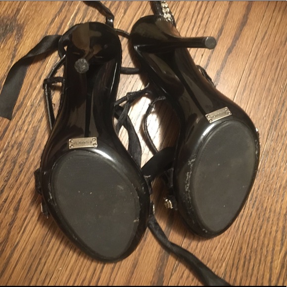 Super Sexy Playboy Bunny Strappy Heels 🖤🤍 - Picture 4 of 10